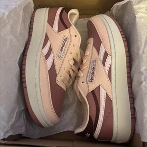 Reebok Kids Shoes in Pink and Brown